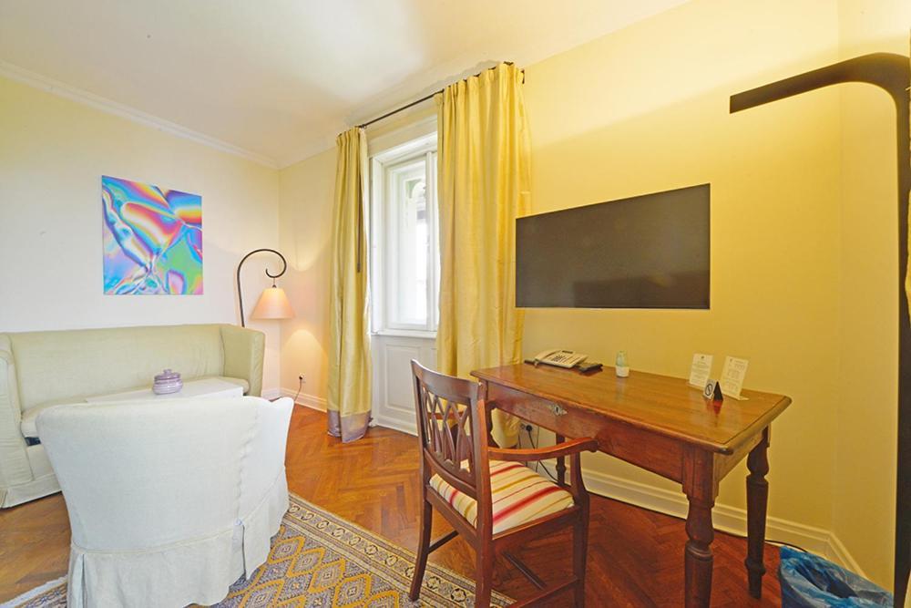 Hotel Villa Astra Laurana Esterno foto