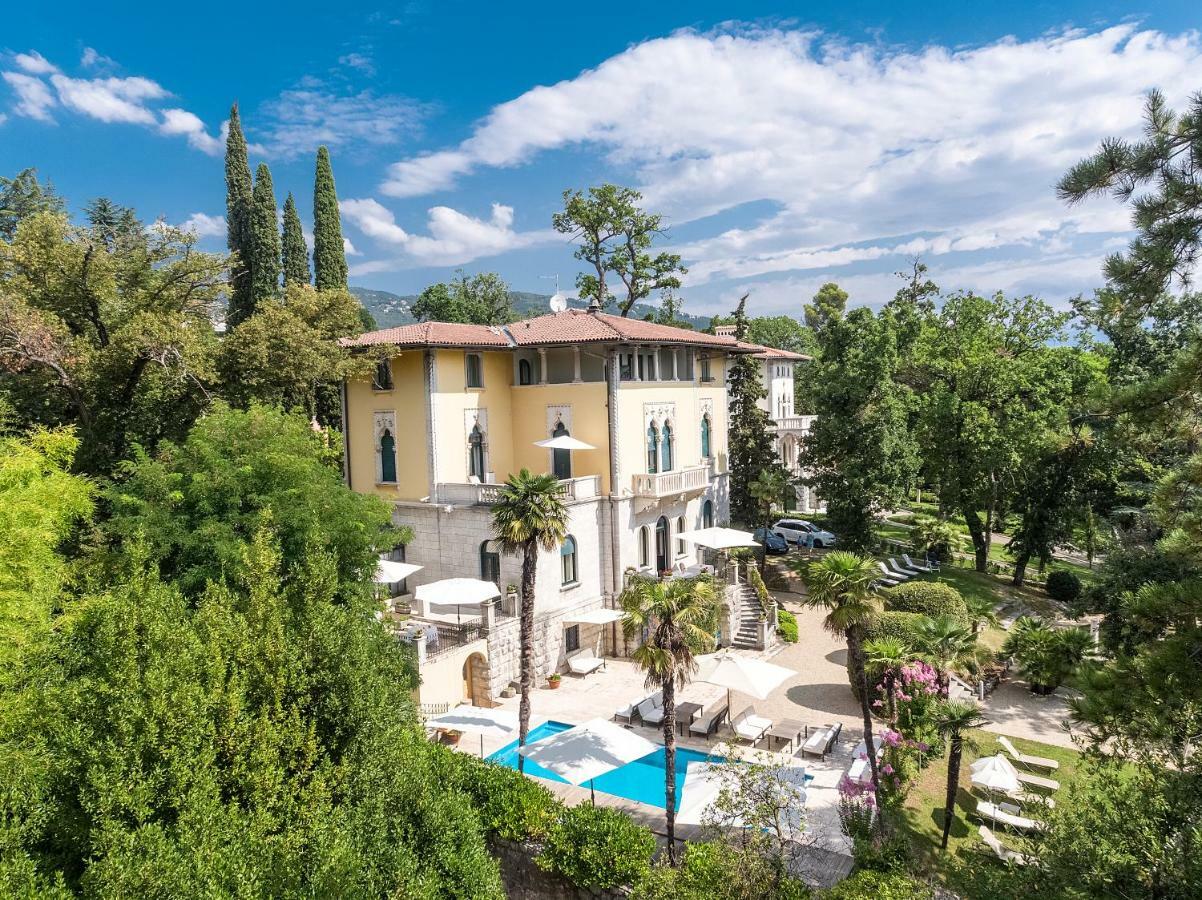 Hotel Villa Astra Laurana Esterno foto